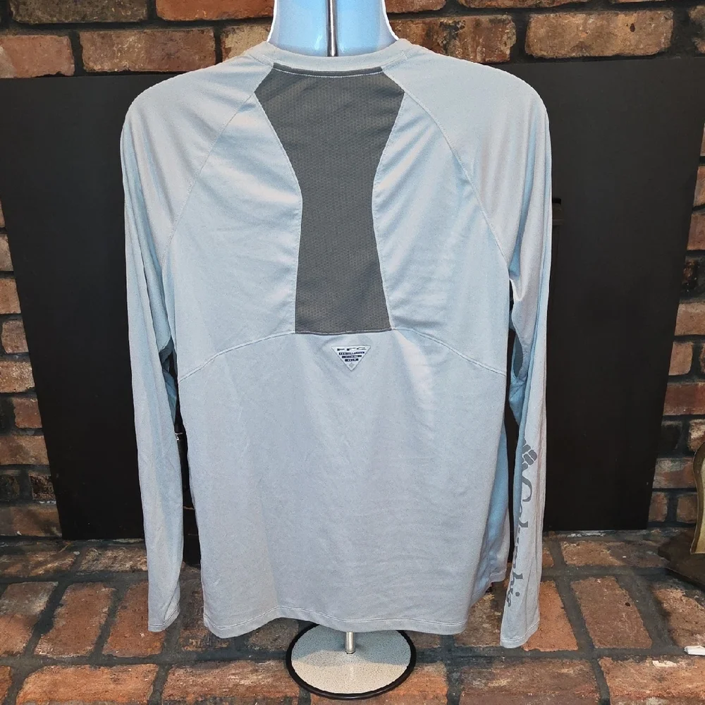 Columbia Men's Gray Long Sleeve Performance Shirt, PFG, Large. - Picture 2 of 6